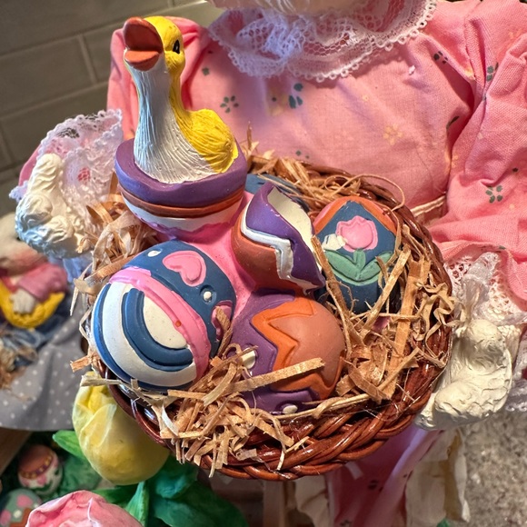 Easter Bunny Rabbit Couple, Fabric Mache, Hand Painted, 12"x 7" Unused, w/Box - Picture 7 of 14